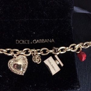 Charm bracelet